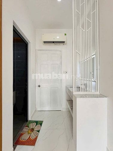 Nhà 4x15 xe hơi đậu cửa 5 phòng ngủ  full nội thất