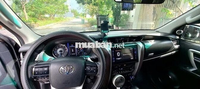 Toyota Fortuner 2017 2.7V 4x4 AT - 124650 km