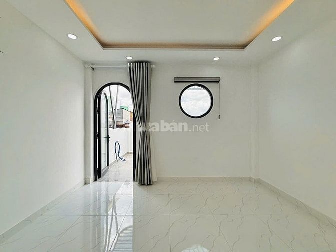 Nhà 4x15 xe hơi đậu cửa 5 phòng ngủ  full nội thất