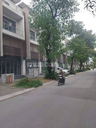 NHÀ 5 X 20M XÂY 4 TẦNG - MẶT TIỀN ĐƯỜNG MUỒN TÍM - KDC CÁT LÁI 