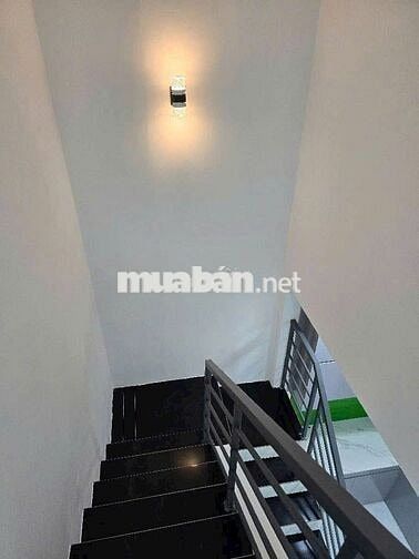 BÁN NHÀ ĐẸP 2 TẦNG, DT (4X9)M2, HẺM XE HƠI, 2,95 TỶ CÒN TL