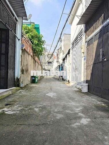 NHÀ NÁT TIỆN XÂY MỚI 5X15 HẺM XE HƠI NGAY NGUYỄN ẢNH THỦ VỊ TRÍ ĐẸP