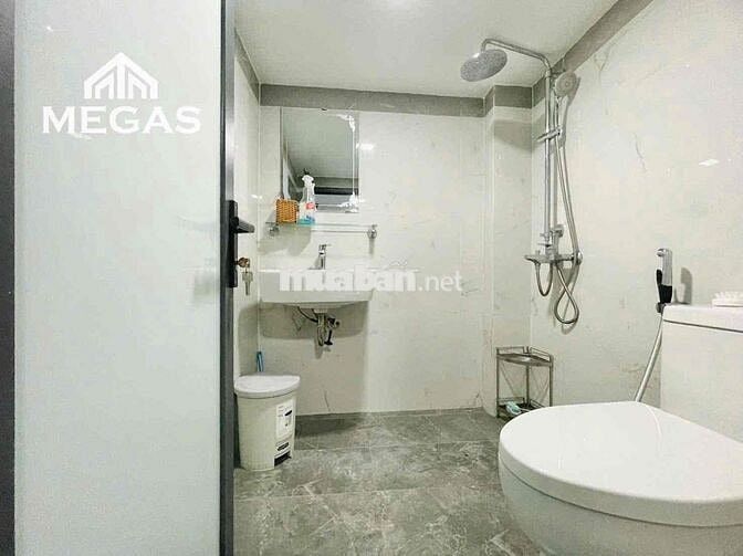 SIU PHẨM DUPLEX - Thoáng Mát, Full Nội Thất- Ngay Ngã Tư Bảy Hiền