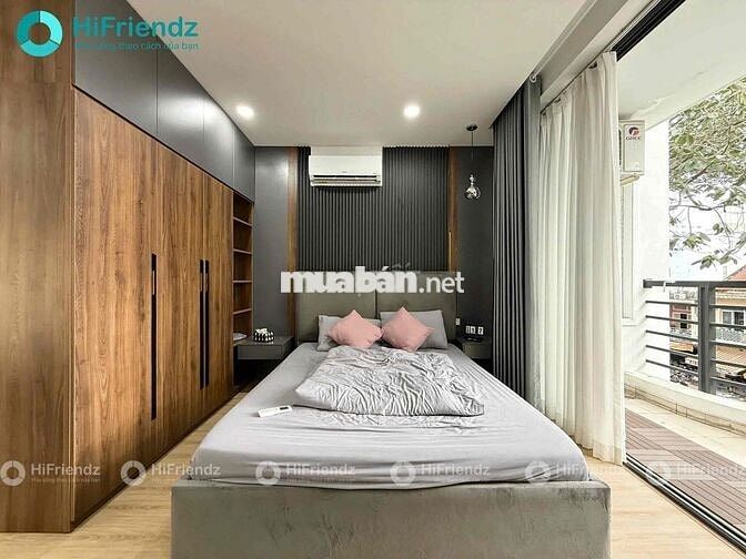 Mặt tiền đường, full nội thất, thang máy, bancol, vị trí đẹp