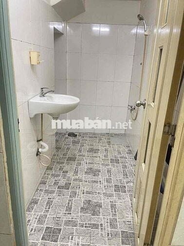 Cho thuê nhà NC  Huỳnh Thiện Lộc - gần trường TH, UB phường