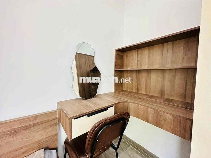 CHDV full nội thất, tách bếp riêng biệt, bancol, thang máy, hầm xe