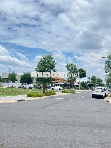 Cần bán đất nền Bến Lức Long An sổ sẵn.