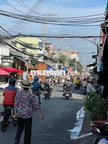 Bán nhà (5x19,38m)96,9m2, gần chợ Bình Chánh cho thuê 22tr giá 820tr