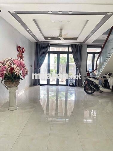 Cho thuê nhà 1/ lê hông phong 30/4 siu thị coop bình dương