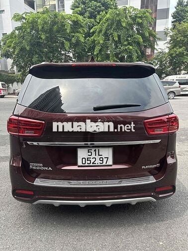 Kia Sedona 2019 - 890000 km