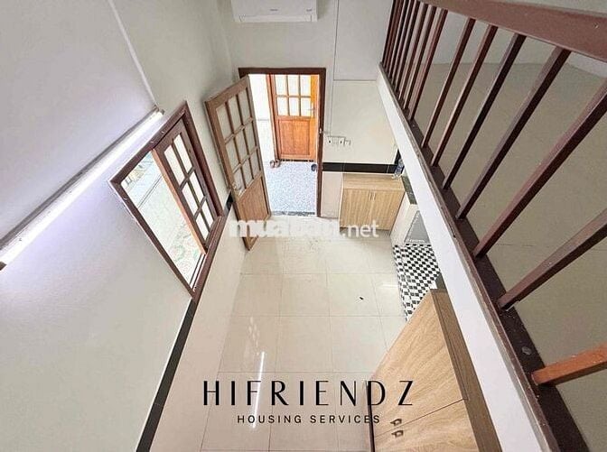CHUNG CƯ MỚI XÂY SẠCH SẼ AN NINH CÓ MÁY LẠNH+CỬA SỔ TRỜI Ở KHU TÊN LỬA