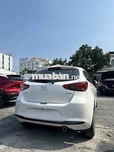 Mazda 2 Sport Luxury 1.5L Nhập Thái mới 100% vin24