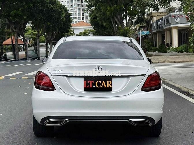 Mercedes C200 Exclusive model 2022