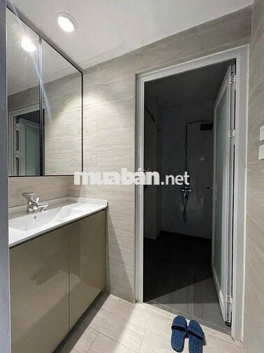 CĂN HỘ 114M2, 3 MẶT THOÁNG, VIEW HỒ ĐỊNH CÔNG, NHÀ KTS SỬA RẤT ĐẸP.