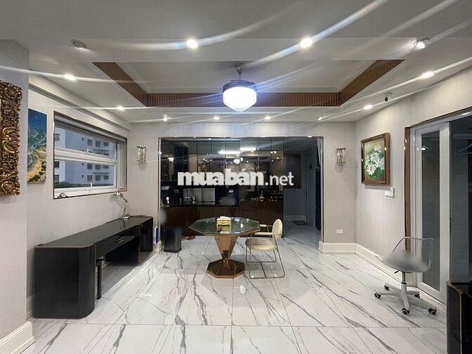 CĂN HỘ 114M2, 3 MẶT THOÁNG, VIEW HỒ ĐỊNH CÔNG, NHÀ KTS SỬA RẤT ĐẸP.