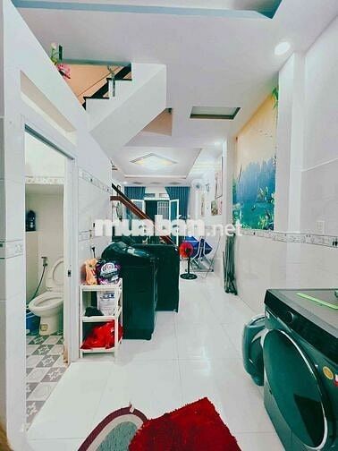 Bán Nhà Trệt Lầu. ngay Trường Phan Chu Trinh. P16. chỉ 4.55