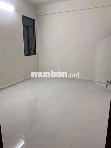 Cho thuê green river căn 2 phòng ngủ 2wc nhà trống giá 8,5tr như hình