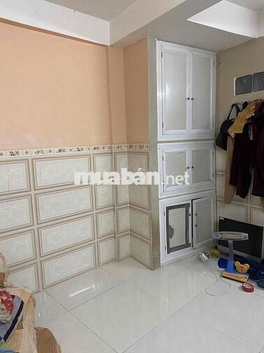 Cho thuê phòng trọ có máy lạnh, sạch đẹp, toilet riêng
