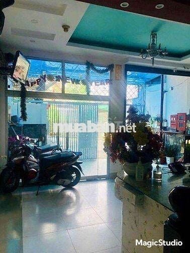 CHO THUÊ KHÁCH SẠN 4 TẦNG ĐANG KINH DOANH TẠI TÂN PHÚ GIA 50TR/THÁNG.