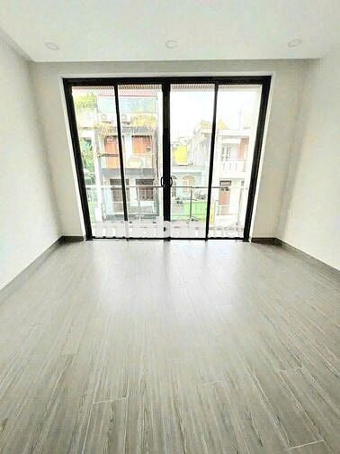 CHO THUÊ NHÀ HẺM XE HƠI - 407/7A SƯ VẠN HẠNH, QUẬN 10 (VẠN HẠNH MALL)
