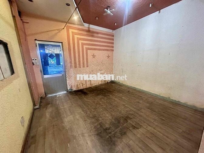 Cho thuê NNC rộng 120m2 kd tự do ở mặt tiền đường Bùo Hữu Nghĩa