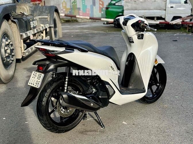Honda SH 160 ĐKLĐ T3/2024 Odo 11K Bstp Chính Chủ
