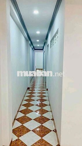 CHO THUÊ NHÀ - Hẻm 40 Nguyễn Tất Thành  - Đầu hẻm vào 20m là tới nhà