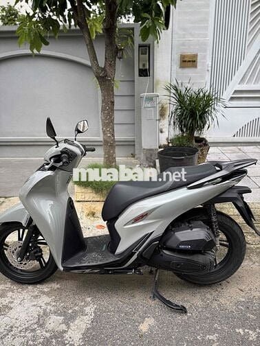 mình bán xe SH150 ABS xe còn nguyên zin toàn bộ