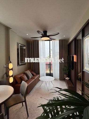 CĂN HỘ 2PN - 1PK SANG TRỌNG, HIỆN ĐẠI CHỈ CÁCH VÀI BƯỚC CHÂN RA HỒ TÂY