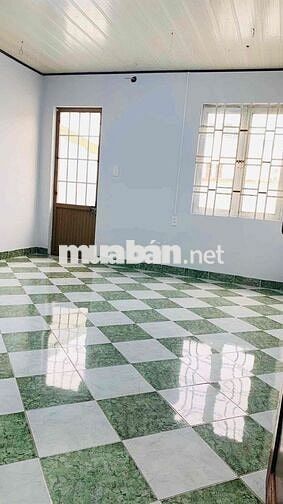 CHO THUÊ NHÀ - Hẻm 40 Nguyễn Tất Thành  - Đầu hẻm vào 20m là tới nhà
