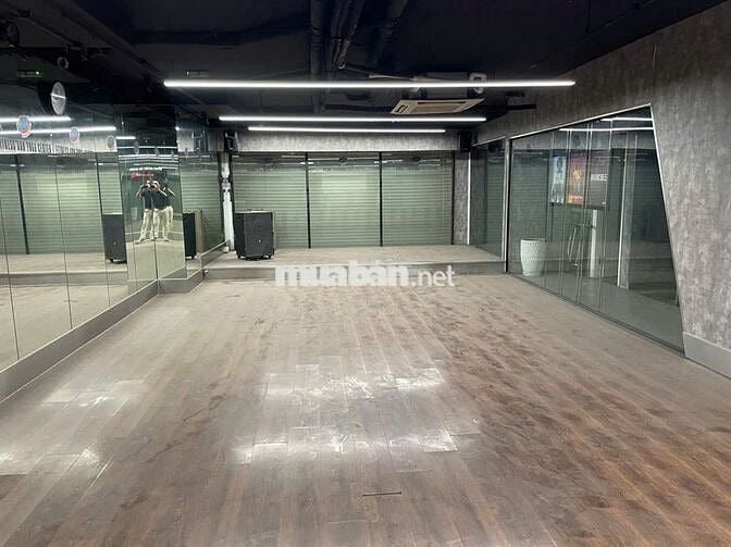 🏢 NGANG 10M TÒA NHÀ VĂN PHÒNG HOÀNG SA QUẬN 3