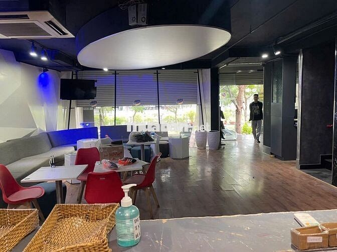 🏢 NGANG 10M TÒA NHÀ VĂN PHÒNG HOÀNG SA QUẬN 3