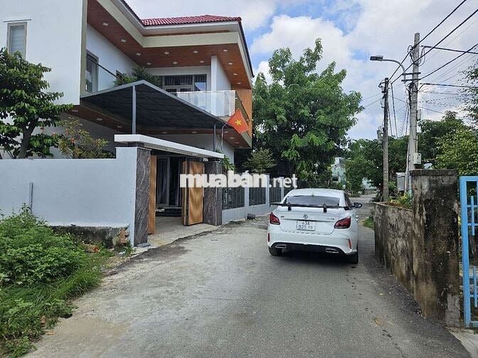Bán Lô Đường nhựa 5m5. BÌNH KỲ  THÔNG THOÁNG. 3  tỷ 090 có tl.