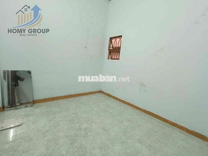 GẦN ĐẠI HỌC NGÂN HÀNG NHÀ MẶT TIỀN CÔNG VIÊN 1 LẦU 4PN 2WC Ở + VPCTY