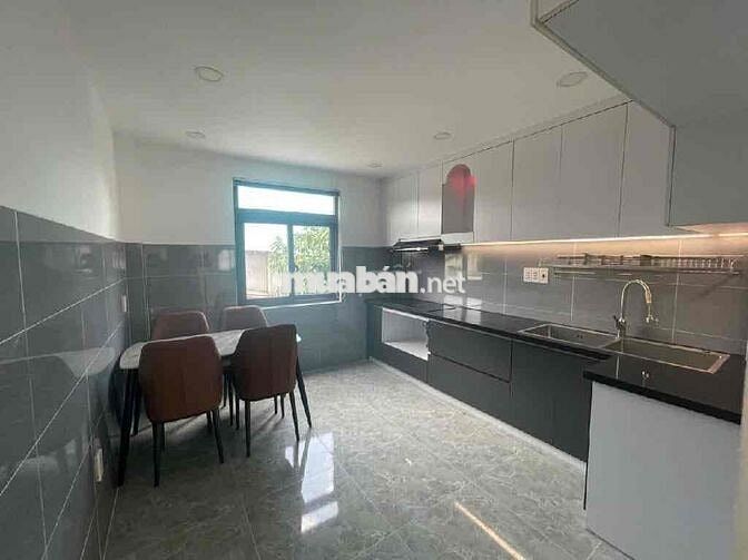 NHỈNH 5T, NHÀ MỚI 5 TẦNG, NHÀ BÈ, 5 NGỦ, DỌN VÀO Ở NGAY