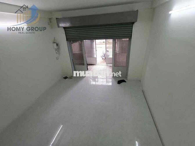 GẦN ĐẠI HỌC NGÂN HÀNG NHÀ MẶT TIỀN CÔNG VIÊN 1 LẦU 4PN 2WC Ở + VPCTY