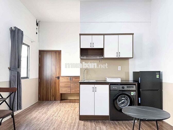HÀNG HIẾM, STUDIO QUẬN 5, 2 CỬA SỔ, MÁY GIẶT RIÊNG, THANG MÁY,MẶT TIỀN