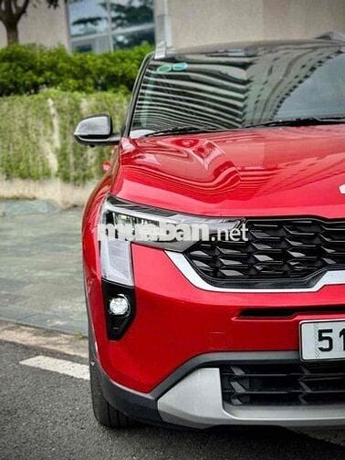 Kia Sonet 2024 1.5 Premium	 - 888 km