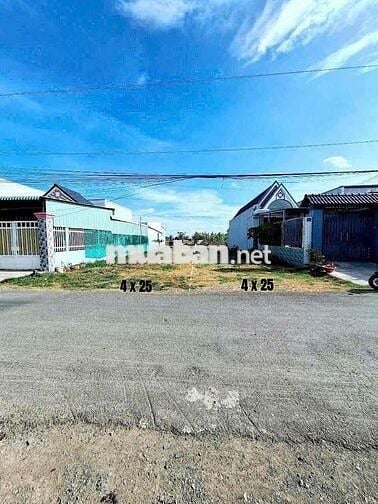 Ngân Hàng Thanh Lý lô đất 100m2  #giá 685tr mặt tiền Đ.Bà Cả Sát QL50