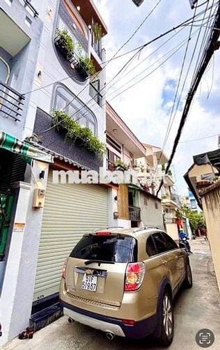 NNC FNT Nguyên Hồng Bình Thạnh 4x10m 2 Lầu 3PN mới cứng. Giá 19 triệu