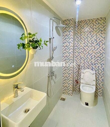 NNC FNT Nguyên Hồng Bình Thạnh 4x10m 2 Lầu 3PN mới cứng. Giá 19 triệu