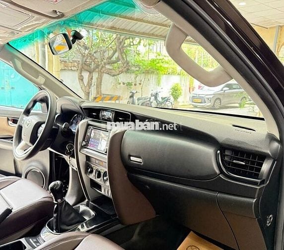 Fortuner dầu 2017,phân khúc rộng rãi(GIÁ CÒN GIẢM)