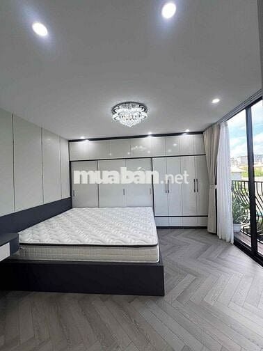BÁN NHÀ NGUYỄN LƯƠNG BẰNG - ĐỐNG ĐA 10.4tỷ - KD - VỈA HÈ - OTO TRÁNH
