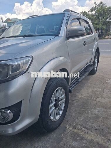 Toyota Fortuner 2013 - 300000 km