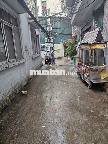 SIÊU PHẨM CẦU GIẤY THANG MÁY - DT 40M - 5 TẦNG VIP SIÊU PHẨM CẦU GIẤY THANG MÁY - DT 40M - 5 TẦNG VIP