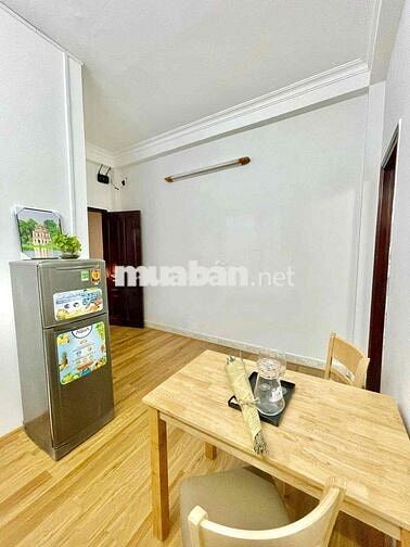 Căn hộ 1Pn 45m2 cửa sổ lớn với ban công thoáng ở Nơ Trang Long