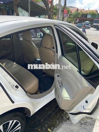 Nissan Sunny 2016 1.5 XL - 98000 km