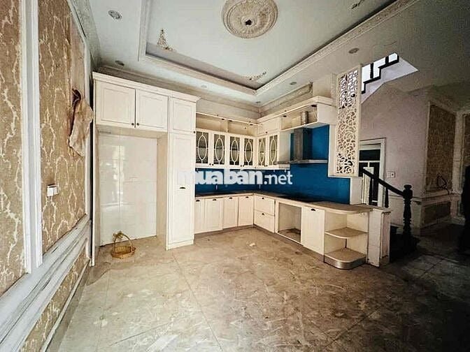 Bán nhà ngõ 68 Xuân Thuỷ 64m 4 tầng ô tô tránh kd 2 thoáng giá 22 tỷ
