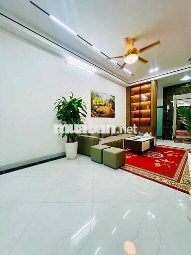 Bán nhà ngõ Xuân Thuỷ 34m 6 tầng thang máy ntcc xây mới giá 13.2 tỷ