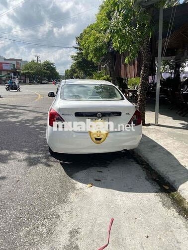 Nissan Sunny 2016 1.5 XL - 98000 km